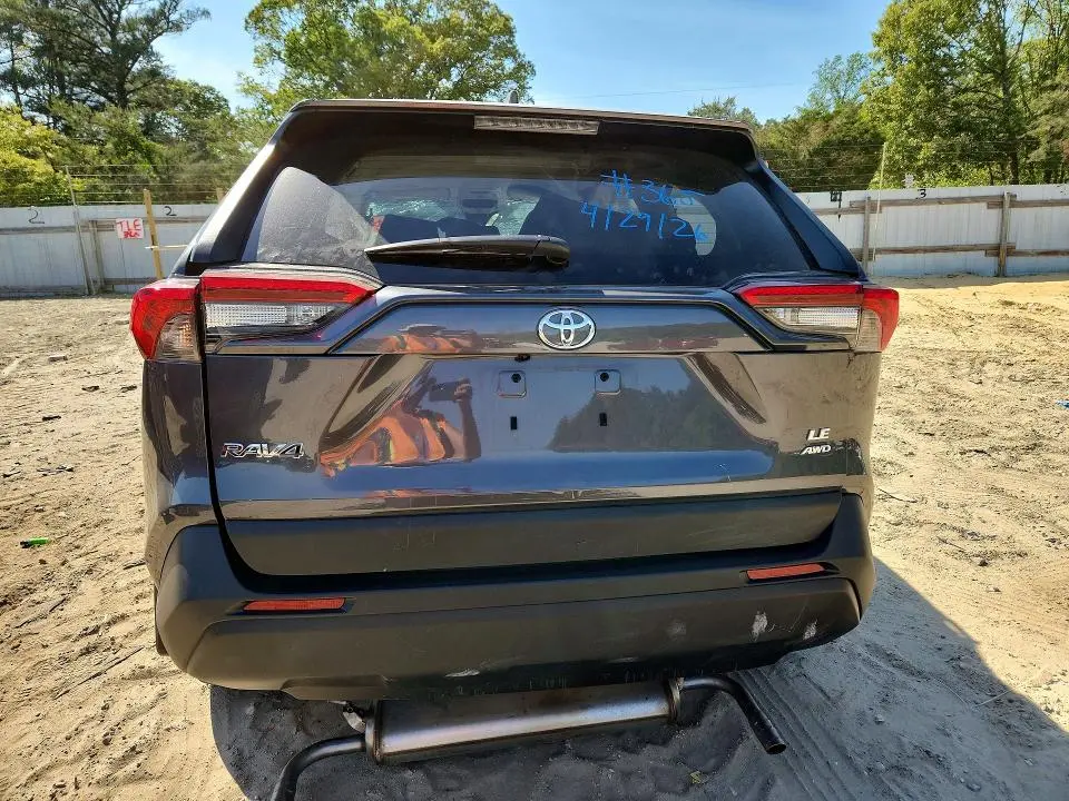 2024 TOYOTA RAV4 LE  