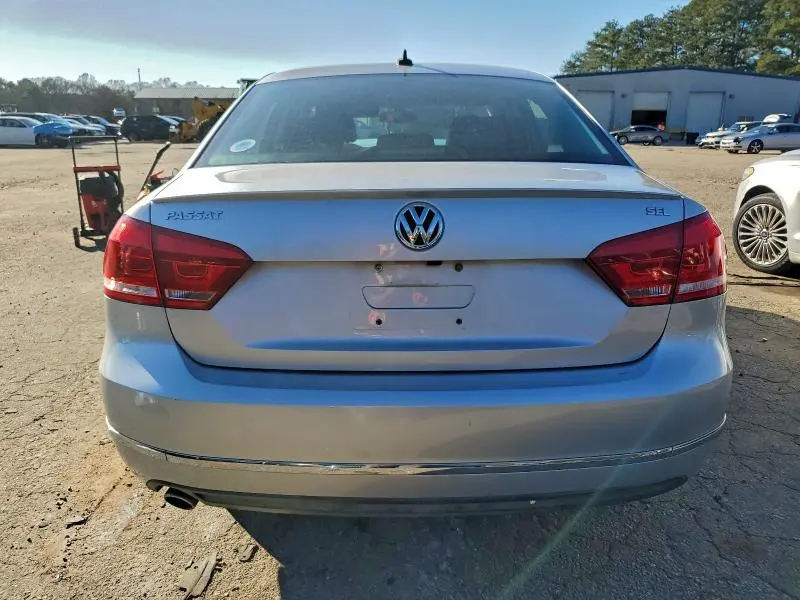 2013 VOLKSWAGEN PASSAT SEL  
