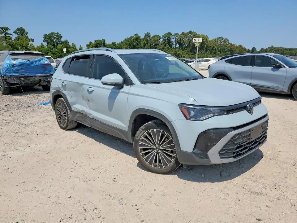 2025 VOLKSWAGEN TAOS SE  