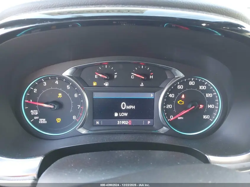 2023 CHEVROLET TRAVERSE FWD LT CLOTH