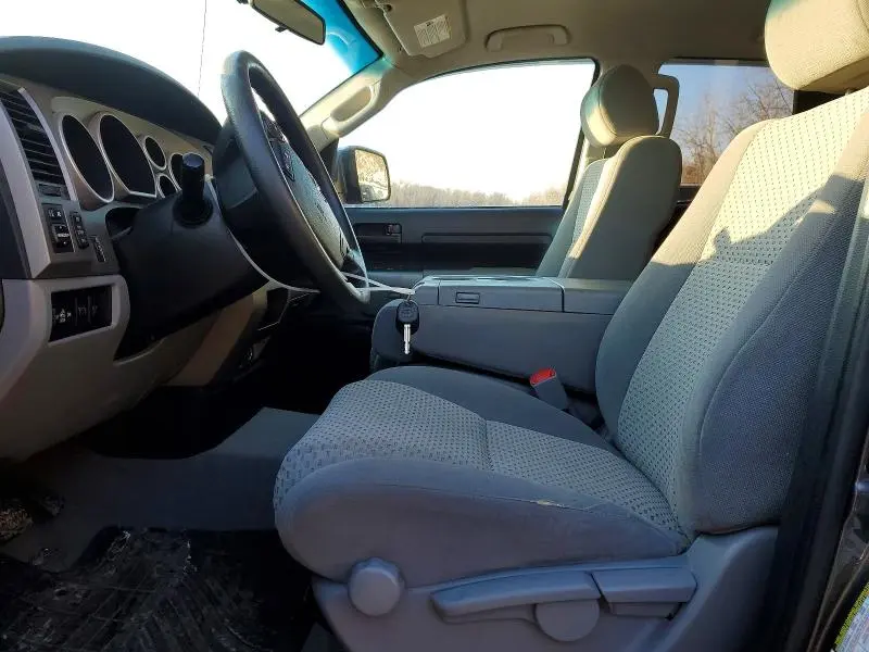 2011 TOYOTA TUNDRA DOUBLE CAB SR5  