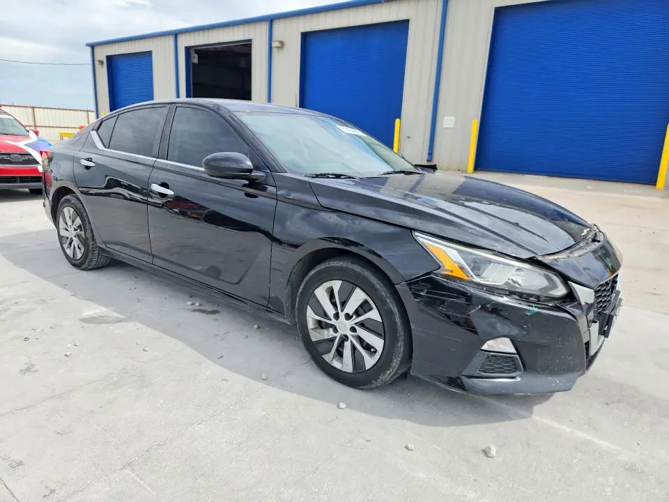 2020 NISSAN ALTIMA S  