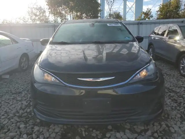 2017 CHRYSLER PACIFICA LX  