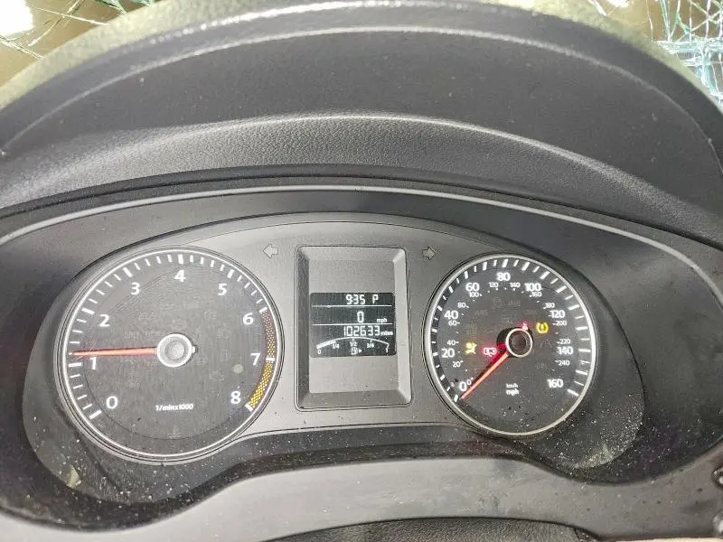 2014 VOLKSWAGEN JETTA SE  