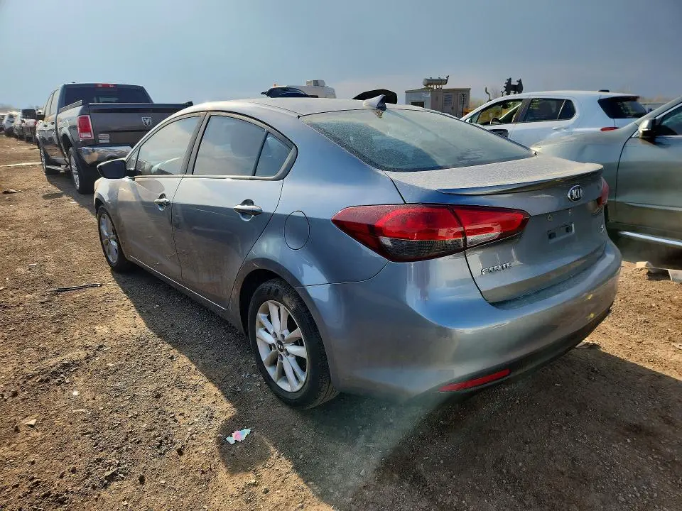 2017 KIA FORTE S  
