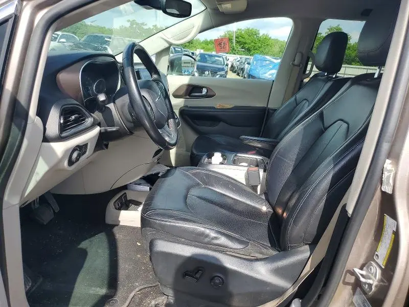 2017 CHRYSLER PACIFICA TOURING L PLUS  