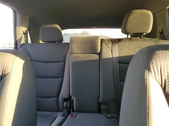 2012 KIA SORENTO BASE  