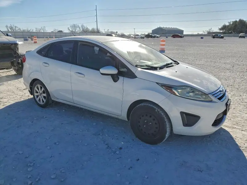 2011 FORD FIESTA SE  