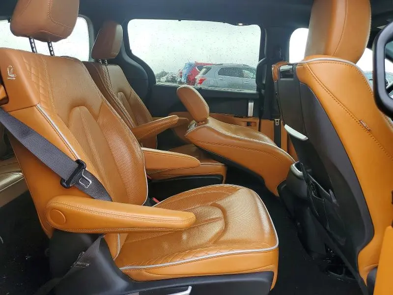 2022 CHRYSLER PACIFICA HYBRID PINNACLE  