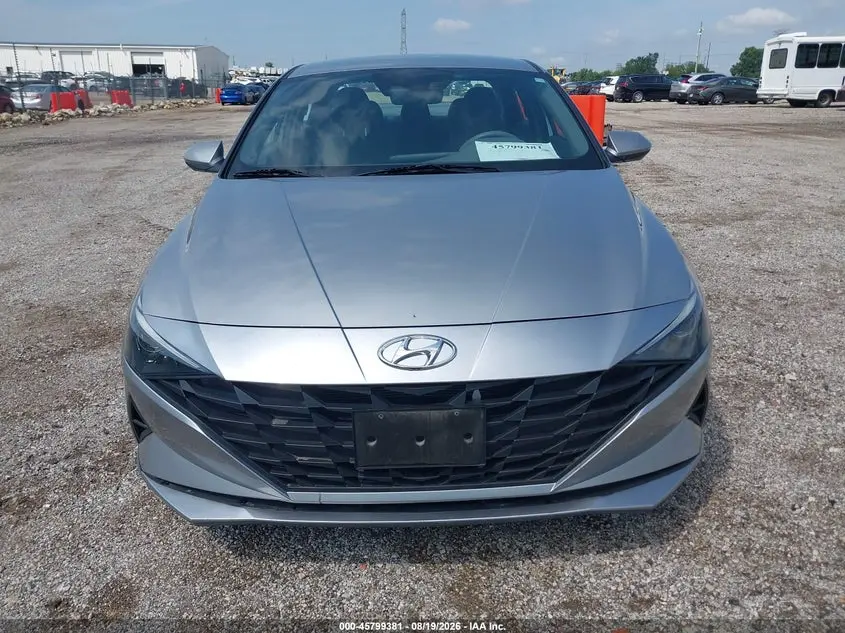 2021 HYUNDAI ELANTRA SE