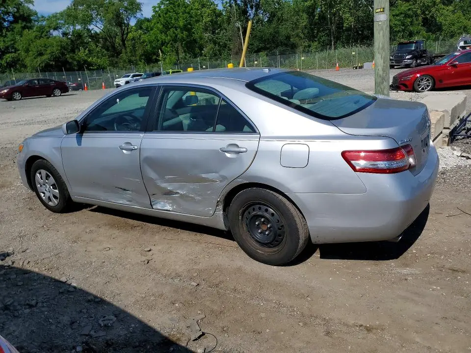 2010 TOYOTA CAMRY LE V6  