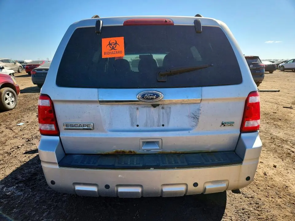 2011 FORD ESCAPE LIMITED  