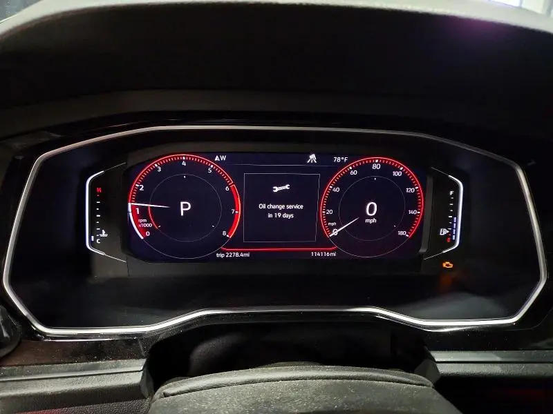 2019 VOLKSWAGEN JETTA GLI  