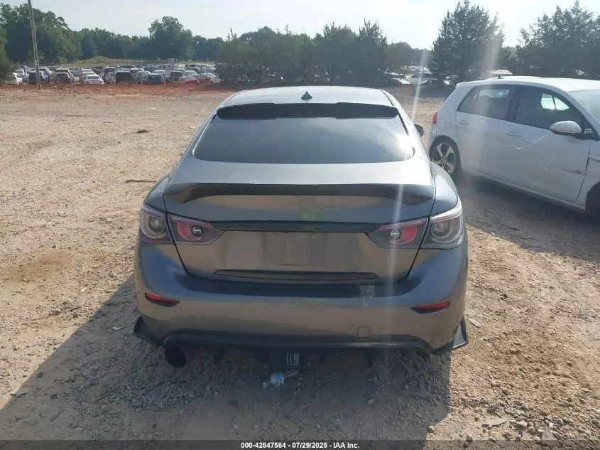 2015 INFINITI Q50 SPORT