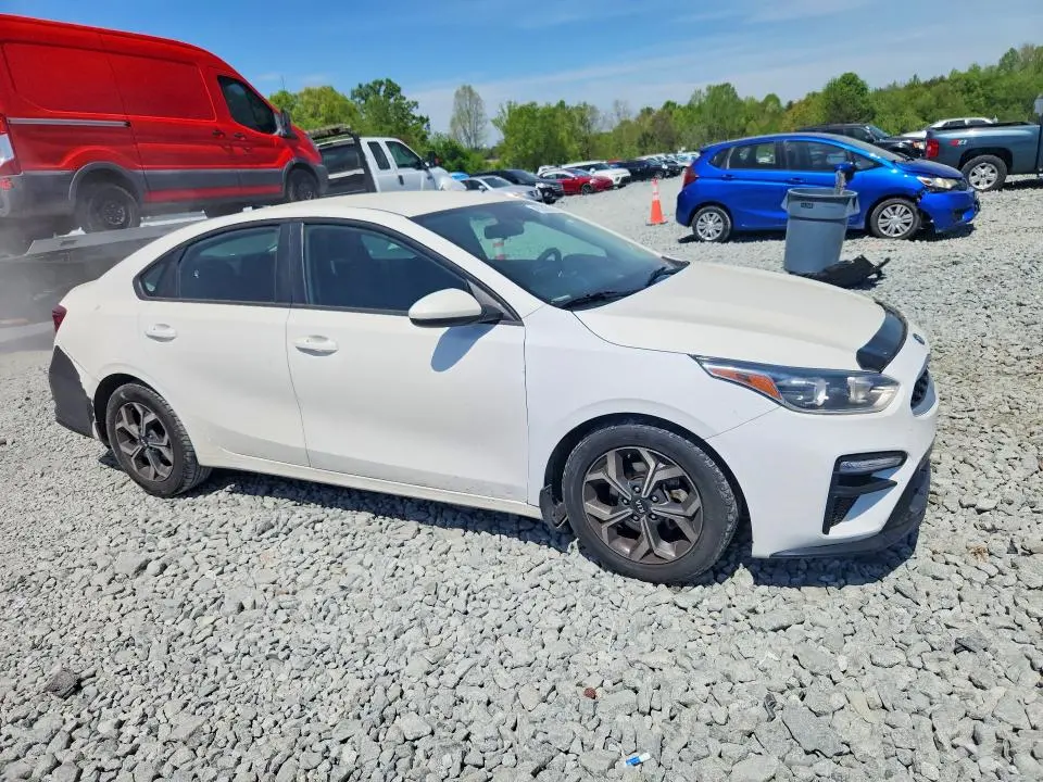2020 KIA FORTE LXS  