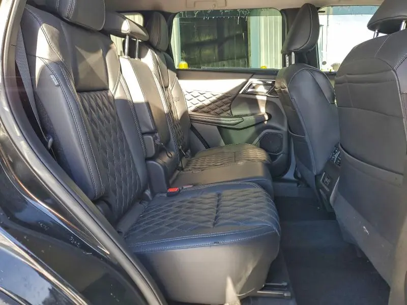 2022 MITSUBISHI OUTLANDER SEL  