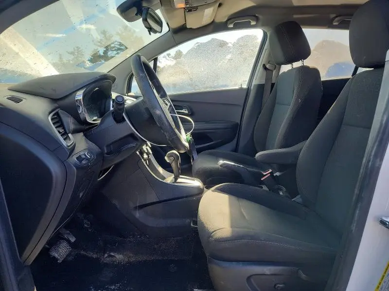 2022 CHEVROLET TRAX LS  