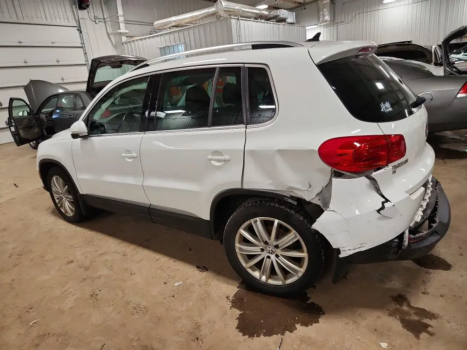 2016 VOLKSWAGEN TIGUAN S  