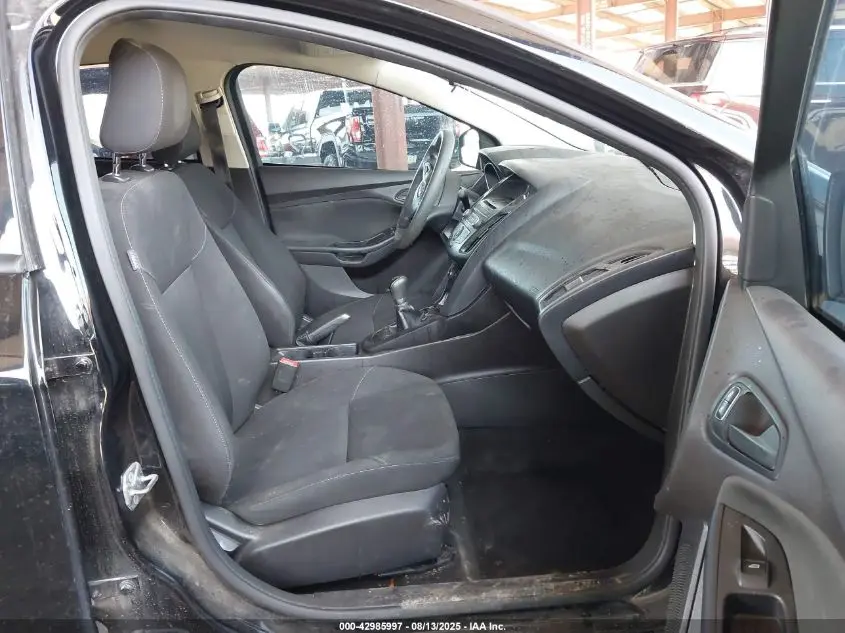2017 FORD FOCUS S