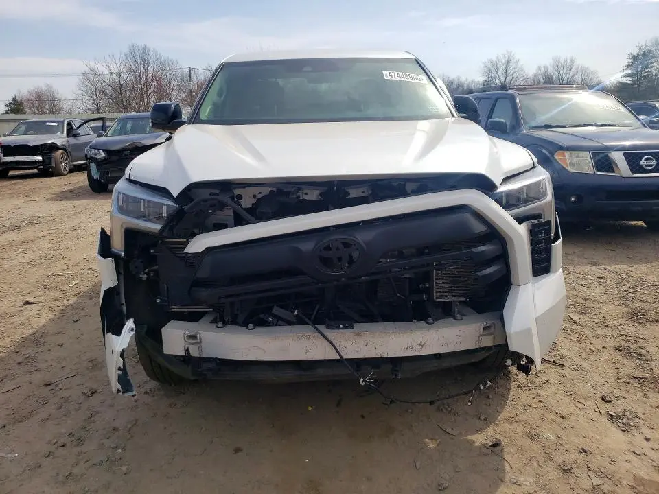 2024 TOYOTA TUNDRA LIMITED  