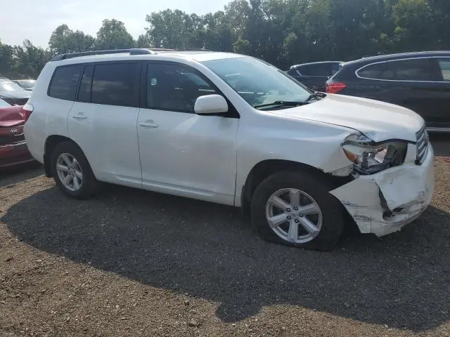 2010 TOYOTA HIGHLANDER SE  