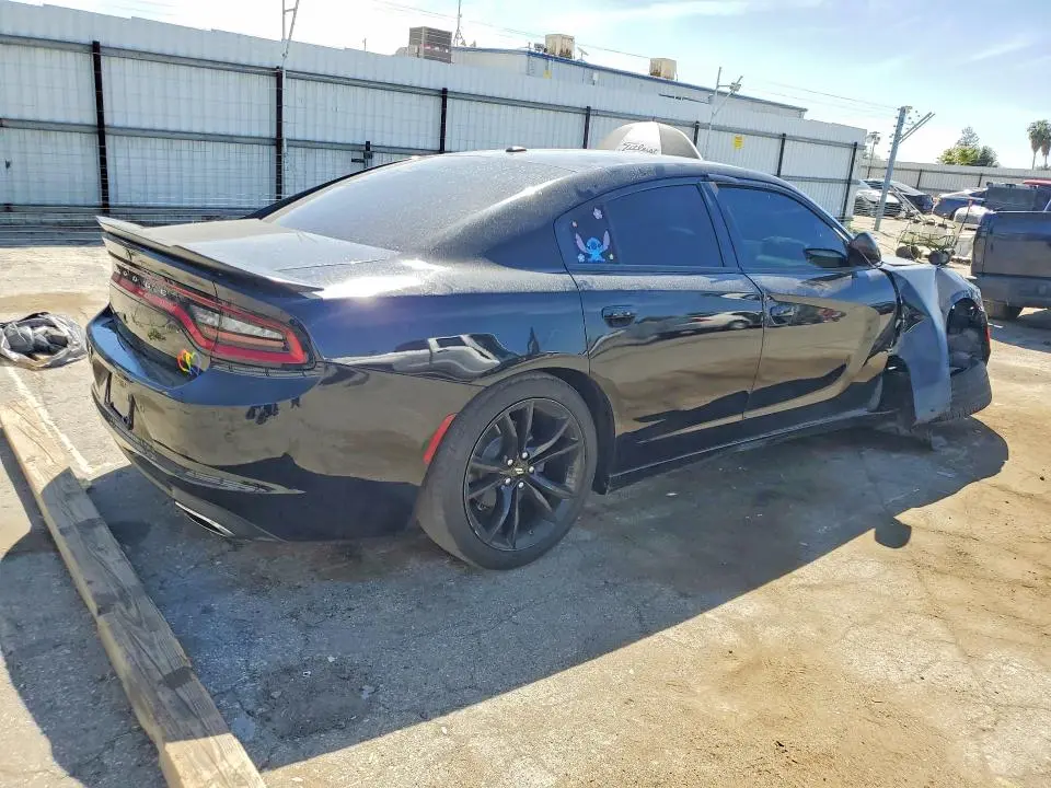 2018 DODGE CHARGER SXT  