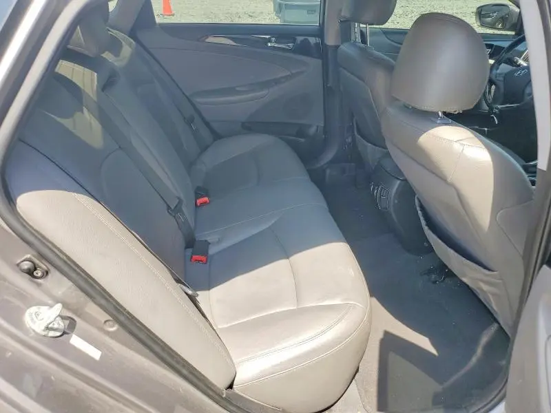 2011 HYUNDAI SONATA SE  
