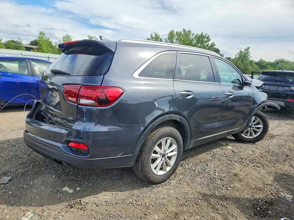 2019 KIA SORENTO LX V6  