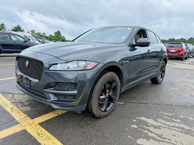2017 JAGUAR F-PACE PRESTIGE  