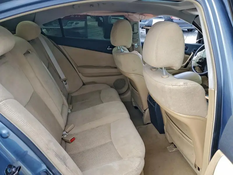 2010 NISSAN MAXIMA S  