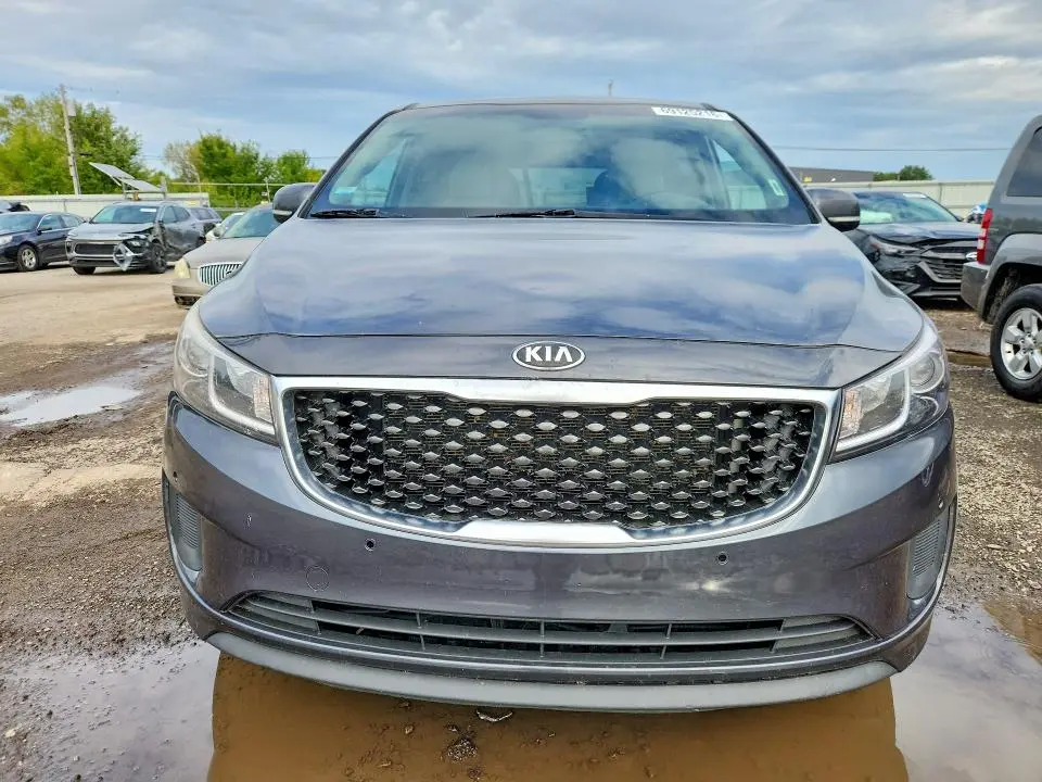 2016 KIA SEDONA LX  