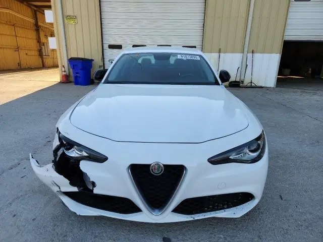 2018 ALFA ROMEO GIULIA Q4  
