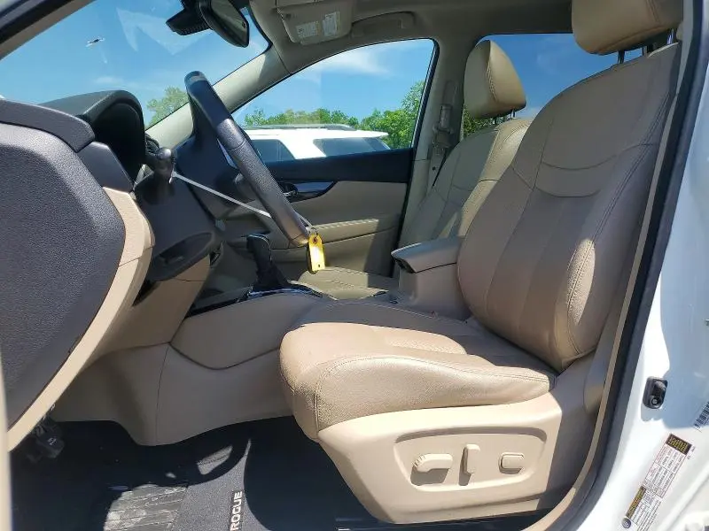 2017 NISSAN ROGUE SL  