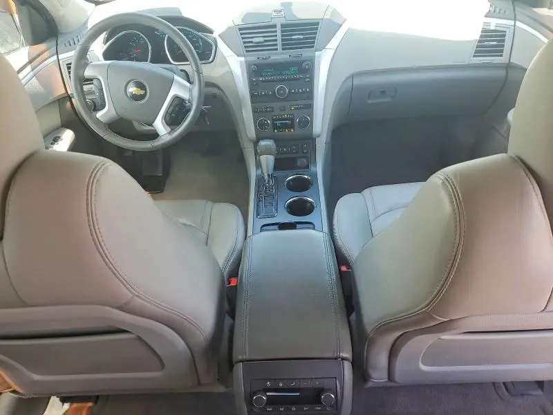 2011 CHEVROLET TRAVERSE LT  