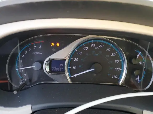 2013 TOYOTA SIENNA XLE  