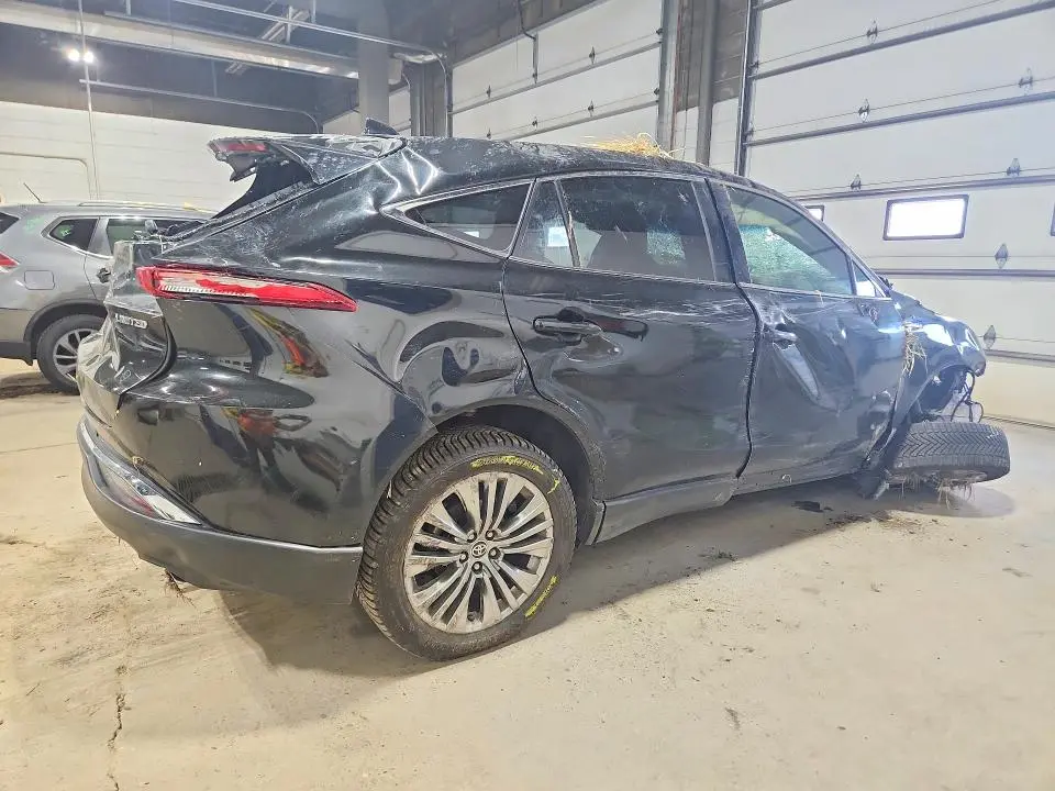 2021 TOYOTA VENZA LIMITED  