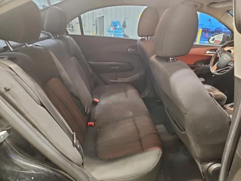 2016 CHEVROLET SONIC LT  