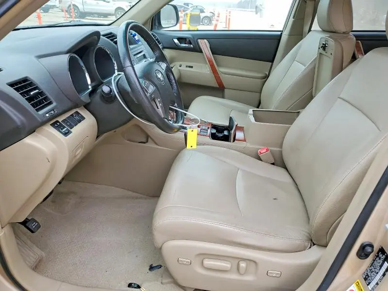 2010 TOYOTA HIGHLANDER LIMITED  