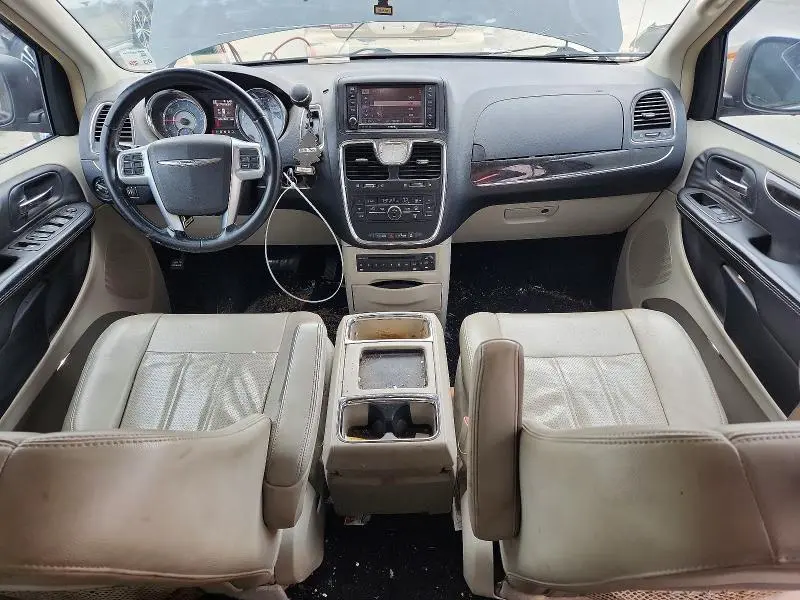 2013 CHRYSLER TOWN & COUNTRY TOURING L  