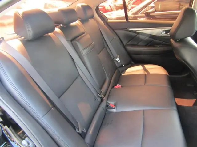 2015 INFINITI Q50 BASE  