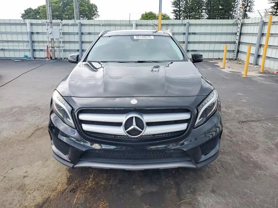 2015 MERCEDES-BENZ GLA 250  