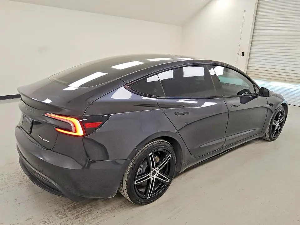 2024 TESLA MODEL 3   