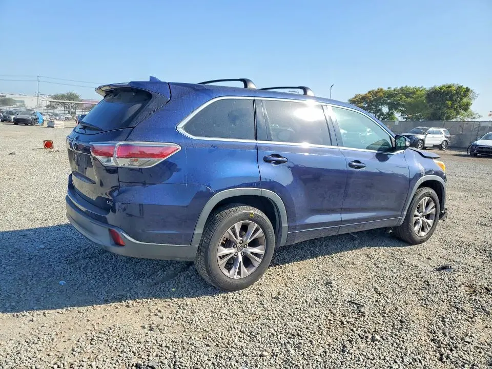 2016 TOYOTA HIGHLANDER LE PLUS  