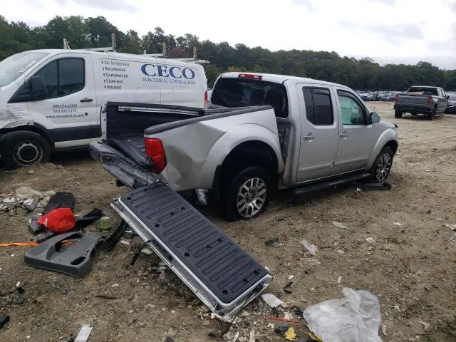 2013 NISSAN FRONTIER S  
