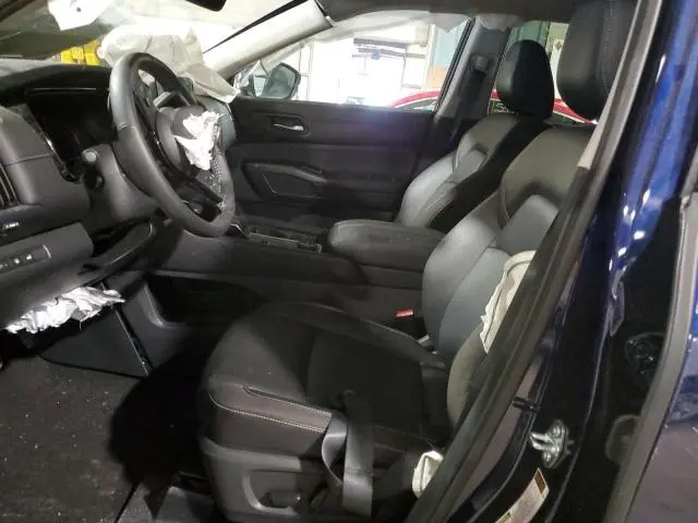 2024 NISSAN PATHFINDER SL  