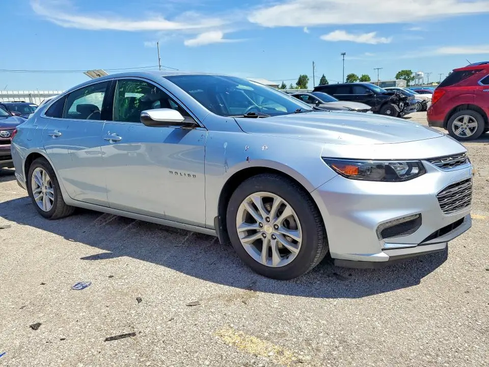 2017 CHEVROLET MALIBU LT  