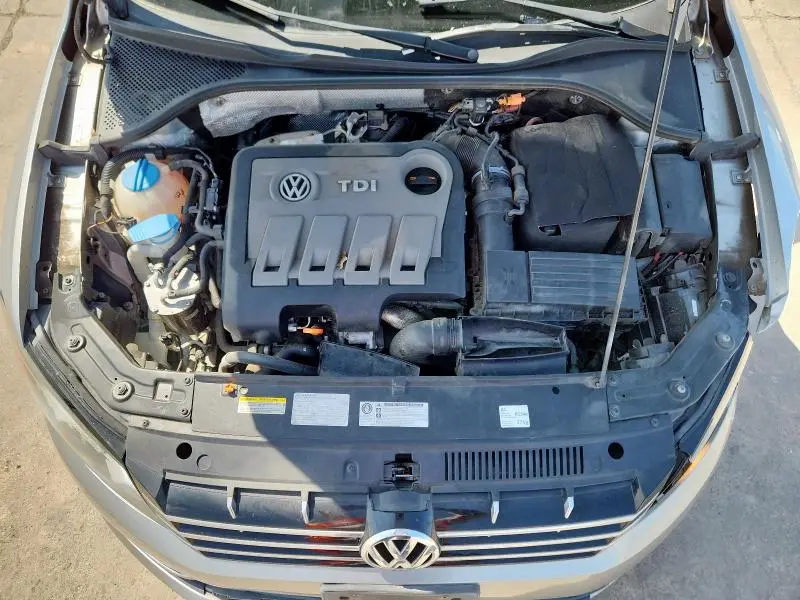2013 VOLKSWAGEN PASSAT SEL  