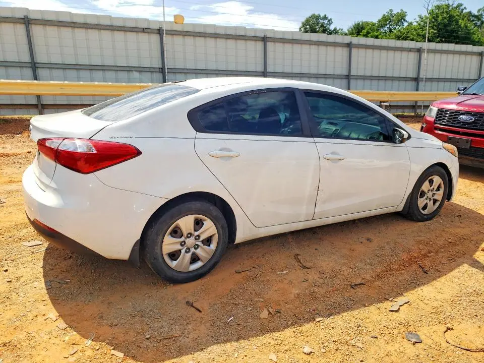 2016 KIA FORTE LX  