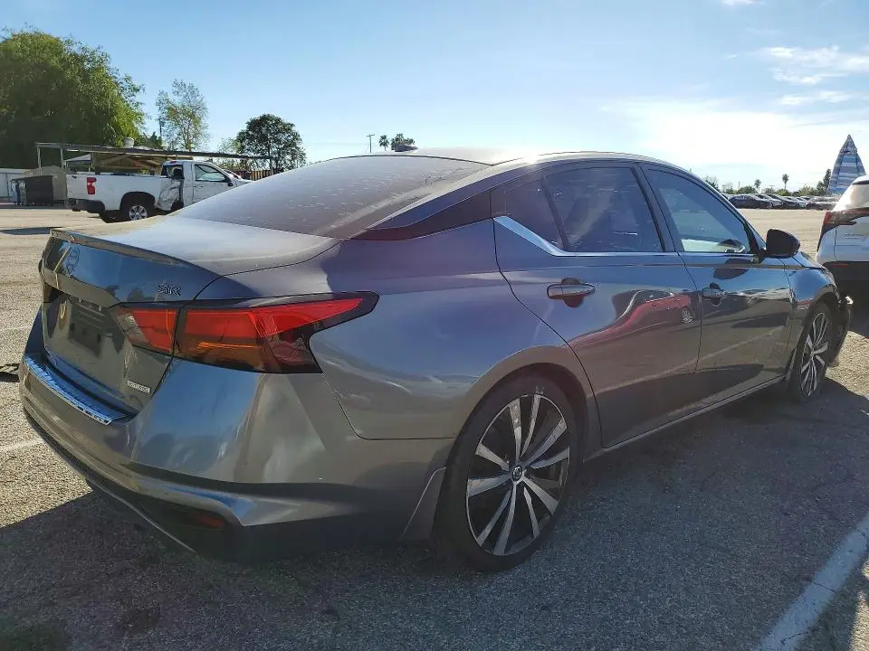 2019 NISSAN ALTIMA 2.0 SR  