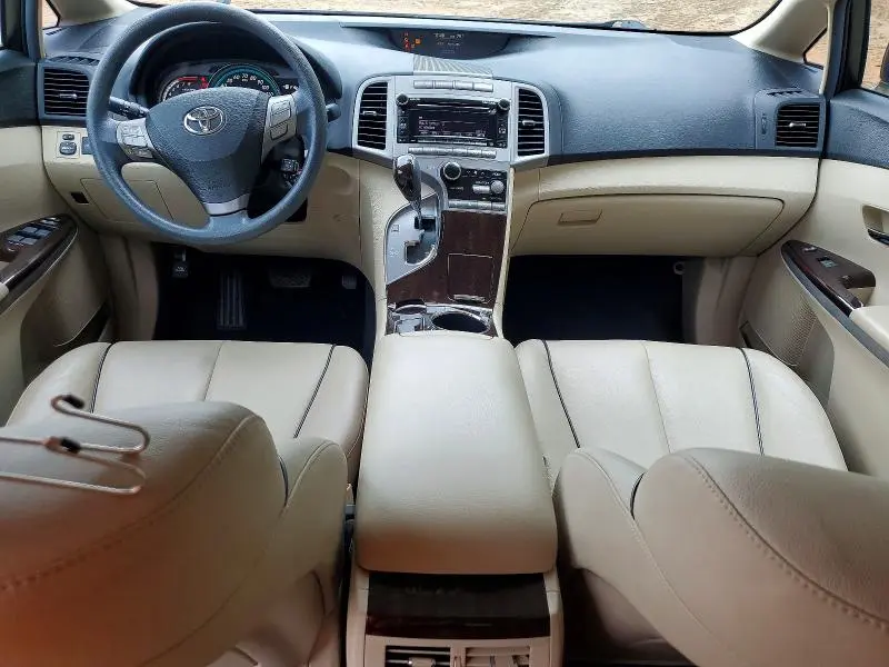 2012 TOYOTA VENZA LE  